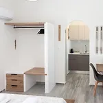 Navi B1 Brand New 2b/d In Naousa Livadeia