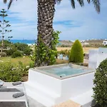 Navi B1 Brand New 2b/d In Naousa * Livadia (Paros)