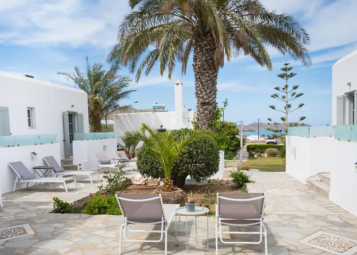 Navi B1 Brand New 2b/d In Naousa * Livadia (Paros)