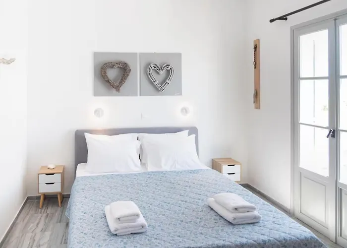 Navi B1 Brand New 2b/d In Naousa Apartment